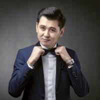 "Алгачкылардан болуп Нурмат Садыров куттуктады". Ырчы Нурлан Насип бүгүн 31 жашка толду