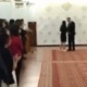 Бетинен өөп, кол чаап... Толкунбек Абдыгуловду Улуттук банктын жамааты узатып жаткан видео