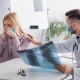 Дарыгер бейтапка процедура учурунда эмоциясын көрсөткөнү үчүн акча төлөттү
