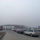 Казакстан. Нан, күйүүчү май жана акчаны алуу үчүн кезек күткөндөрдүн жоон тобу (сүрөт)