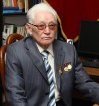 ЖЫЛНААМА, 15-январь: 1931-жылы кыргыздын чыгаан жазуучусу Төлөгөн Касымбеков төрөлгөн