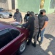 Бишкекте милициянын капитаны пара алып жаткан жеринен кармалды