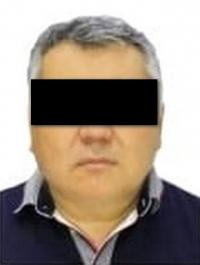 "Кызматынан кыянаттык менен пайдаланган". Финансы министрлигинин пара алган кызматкери абакка киргизилди