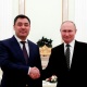 Садыр Жапаров Путинди 70 жылдык мааракеси менен куттуктады