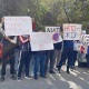 Бишкектеги &ldquo;Азаттык&rdquo; радиосунун кеңсесинин жанында митинг өттү