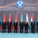 Садыр Жапаров КМШ өлкөлөрүнүн башчыларынын жыйынына катышуу үчүн конгресс-борборго келди (фото)
