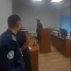 Бишкекте сотто күбө айыпталуучуга бензин чачып, өрттөп жиберүүгө аракет жасады (видео)