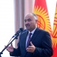 Төрага Нурланбек Шакиев журналисттерди жана ЖМК өкүлдөрүн куттуктады