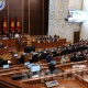 Жогорку Кеңеште республикалык бюджетке тиешелүү мыйзам долбоорлору кабыл алынды
