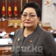 Депутаттар Султанбекова, Нарматова жана Талиева президенттен сыйлык алды