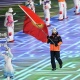 Сыймык жаратат! Максим Гордеев Олимп оюндарынын салтанаттуу ачылышында параддан өттү