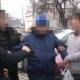 Соттолгон адамдан пара талап кылган деген шек менен ЖАМКнын кызматкери кармалды (видео)