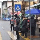 Ошто курсанттар жөө жүрүүчүлөргө жолдогу өтмөктөрдөн кантип өтүү керектигин түшүндүрүштү