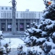 "Кыштын кыштай, кыздын кыздай болгону эле жакшы". Аппак болгон Бишкек шаарынан фоторепортаж