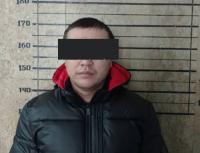 Министрликте иштейм деп тургундун 19 миң долларын алдап алган адам кармалды