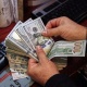 Доллар бир нече сааттын ичинде дээрлик 10 сомго кымбаттады