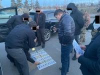 УКМК: "ИИМдин кызматкерлери пара талап кылганга шектелип кармалды"