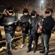 Мамлекеттик салык кызматынын Сузак району боюнча инспектору пара алып жаткан жеринен кармалды
