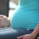 Таласта өгөй атасынан боюнда болуп калганы айтылган 13 жашар кыз көз жарды