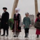Бишкекте кол өнөрчүлүк боюнча үй-бүлөлөр арасында салттуу кийимдердин сынагы өткөрүлдү