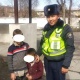 Милициянын кайгуул кызматкерлери адашып жүргөн балдарды таап беришти