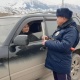 Нарында жолго чыккан айымдар инспекторлор тарабынан гүл алышып, жакшы маанайда сапарын улашты