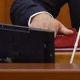 Эртең Жогорку Кеңеште Сурабалдиева жана Абдалиев ант берет