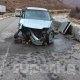Боом капчыгайында унаа жол жээгиндеги тосмону сүзүп, 3 адам каза болду