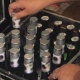 Ош облусунда мыйзамсыз жүгүртүүдөгү 1500 литр спирт камтылган продукция аныкталды