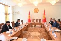 Кыргыз өлкөсү Франция менен "Демократия боюнча өнөктөш" макамынын алкагында кызматташтыкты тереңдетүүгө макулдашты