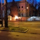 Орусиянын Румыниядагы элчилигинин жанында унаа ичиндеги адамы менен кошо өрттөнүп кетти (фото)