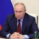 Путин Батыштын банктары Орусиянын энергетикалык ресурстары үчүн төлөмдөрдү кечеңдетип жатканын айтты