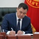Садыр Жапаров Милдеттүү медициналык камсыздандыруу фондунун бюджети жөнүндө мыйзамга кол койду