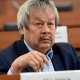 Парламенттин жыйынында депутат Малиев кайрадан Курандан үзүндү окуду