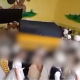 Келме айтып Кааба ташты айланышкан. Кадамжайда бала бакчада тартылган видео талкуу жаратты