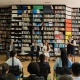 "Кыргызстандын жаш лидерлери" долбоорунун катышуучулары Акылбек Жапаров менен жолугушту