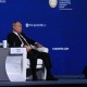 Владимир Путин Казакстандын президентинин атын айта албай койду (видео)