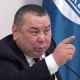 "Күзгүдөн каранып алгыла". Балбак Түлөбаев анын үстүнөн арызданган мектеп директорлоруна жооп берди