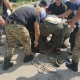 Таласта саркынды суулар кирүүчү люкка түшүп кеткен 3 кызматкер куткарылды