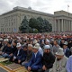 Курман айт намазы эски аянтта окулат. Айт намаздын программасы