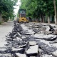 Жалал-Абад шаарындагы көчөлөрдүн биринде асфальт төшөө иштери жүрүүдө
