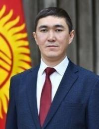 Бишкектин мурдагы вице-мэри Азат Узаков үй камагына чыкты