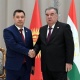 Президент Садыр Жапаров Эмомали Рахмон менен жолугуп, чек арадагы кырдаалды талкуулады