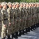 "Болбосо 500 миң сом". Депутаттар 18 жаштан өткөн жарандарды милдеттүү түрдө аскерге жөнөтүүнү сунушташты