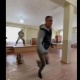 "Эч ким согушпайт". Орусияда 25 жаштагы жаран военкоматтын башчысын эл алдында атып салды