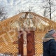 Киевде казакстандыктар Украинадагы эң чоң боз үйдү тигип баштады (фото)