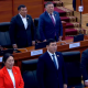 Жогорку Кеңеш бүгүнкү жыйынды бир мүнөт аза күтүү менен баштады