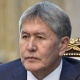"Келечекте зарылчылык жаралса, майда-чүйдөсүнө чейин айтып берем". Атамбаев экс-президенттердин жолугушуусу тууралуу үн катты