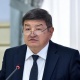 Жапаров тышкы карызды график боюнча төлөгөн туура болорун айтты. Себеби