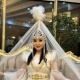 "Туулган күнүм ар дайым өзгөчө маанайда өтөт" дейт 40 жашка толгон ырчы Гүланда